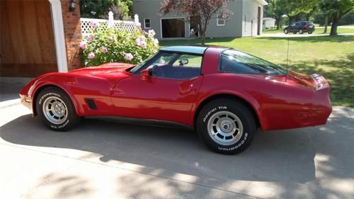 1981 chevy corvette coupe red on red automatic t-tops chevrolet 50,000