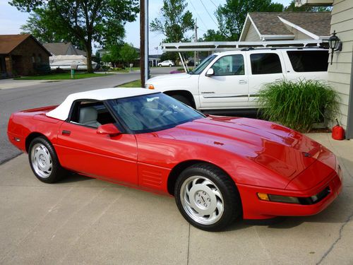 1992 red corvette with white convertible top &amp; white leather interior