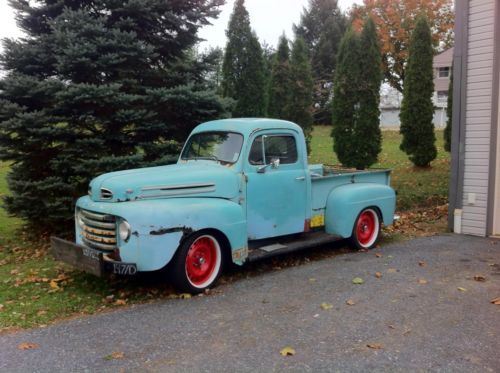 Mean 1950 ford f-1 rat road with 383/727 inside