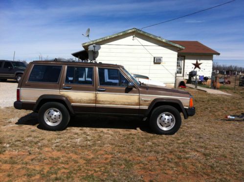 1985 jeep corporation (amc) wagoneer limited