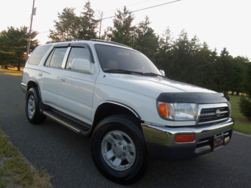 * rare * 5-speed * 4x4 * v6 * sr5 * sunroof * serviced * clean * loaded * 118k *