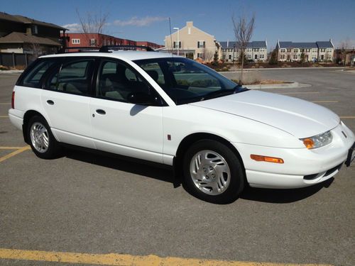 2000 saturn s-series sw1 right hand drive postal vehicle  great condition!