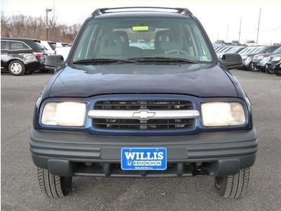 No reserve 2002 chevrolet tracker 4wd great on gas!!