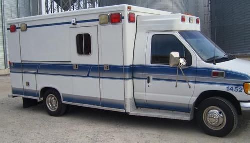 1992 e 350 ford with mccoy miller ambulance pkg.