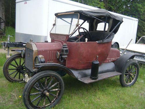 1914 or so model t roadster