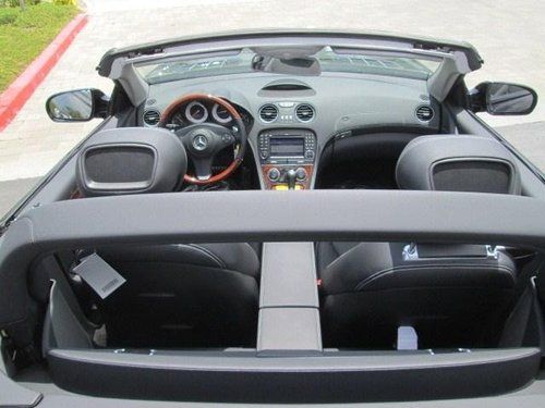 2012 mercedes-benz sl550 base convertible 2-door 5.5l