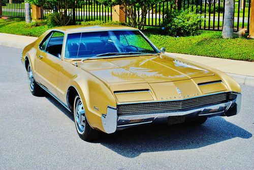 Simply beautiful 1966 oldsmobile toronado must see and drive none better sweet