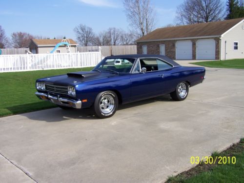 1969 plymouth satellite excellent condition, blue, b body, custom