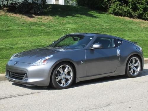 2011 Nissan 370z touring sport package
