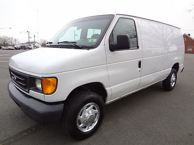 2003 ford e-250 econoline cargo van  only 93k org miles runs and drives good