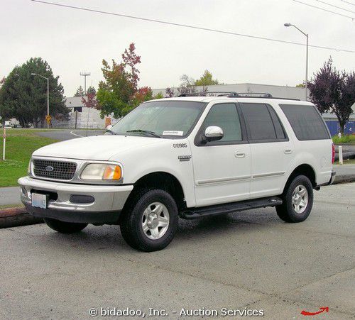 Ford expedition xlt 4x4 sport utility vehicle 4.6l gas a/c auto power win/locks