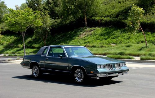 Mint cond_1981 olds cutlass supreme brougham coupe_diesel_low miles_no reserve