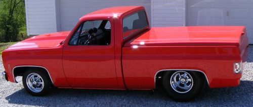 1977 chevy custom show truck