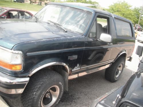 1994 ford bronco xlt, 4x4, work truck, off-road, pulling.