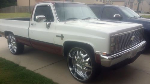 1983 chevy c10 (scottsdale) long bed