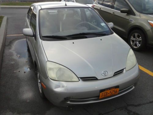 2002 toyota prius, silver, good condition, selling for move!