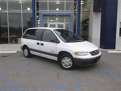 Nice mini van!  extremely well taken care of inexpensive and reliable family car