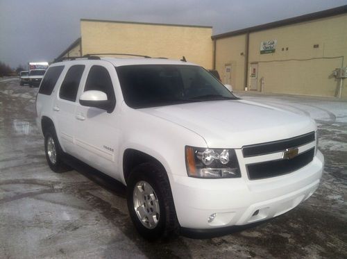 2011 chevy tahoe lt, leather, 3rd row, 7 pass, low miles, 4wd, 4x4, must sell