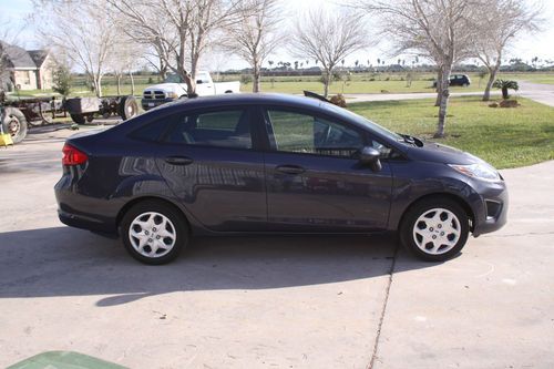 2012 ford fiesta 4dr. s