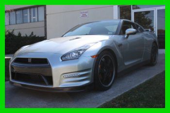 12 turbo gtr-- black edition- oh yeah, this godzilla is perfect!