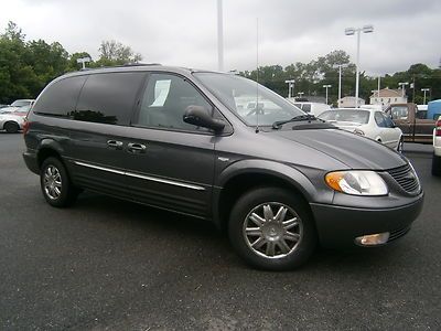 Low reserve well equipped 2004 chrysler town and country platinum edition