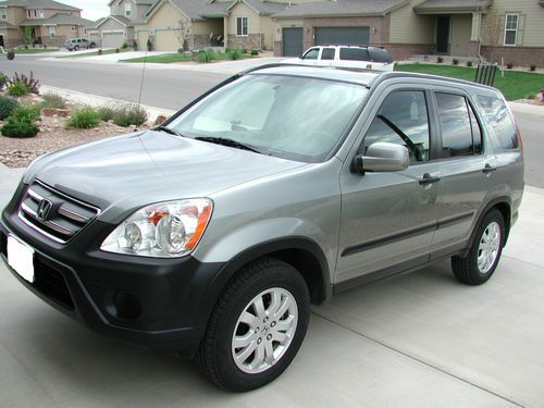 2006 honda cr-v 5dr 4wd ex  (original owner purchased new) clear title