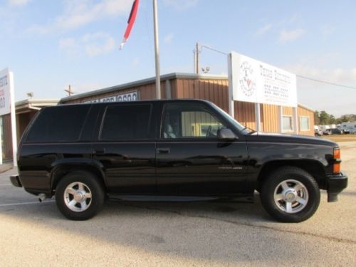2000 chevrolet tahoe limited edition rare texas truck loaded very clean