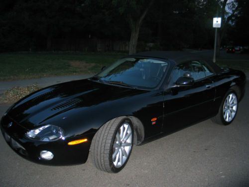 2003 jaguar xkr base convertible 2-door 4.2l,leather, gps navigation,more