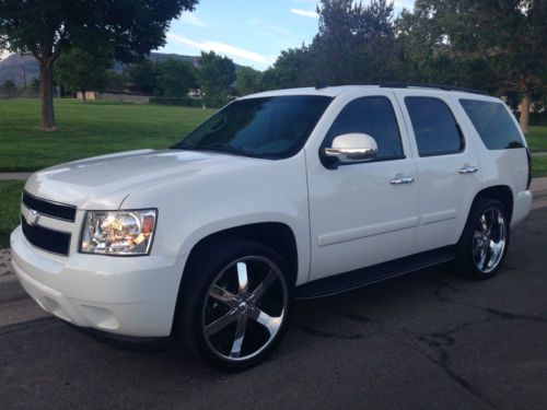 2007 chevy tahoe lt 4wd, great condition, well maintained, great looking suv