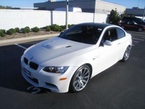 2011 m3 coupe, mineral white metallic, carbon roof, factory warranty, low miles!
