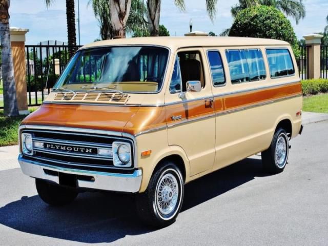1977 - plymouth voyager
