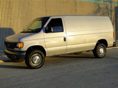 2005 ford e350 cargo van diesel gray 1-owner dlr maintained am/fm/cd free carfax