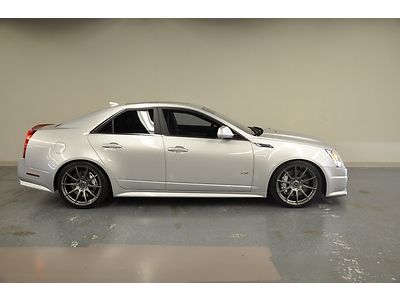 2010 cadillac cts-v super clean and modified