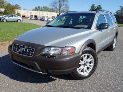 Volvo xc70 cross country awd heated leather 3rd row service records no reserve