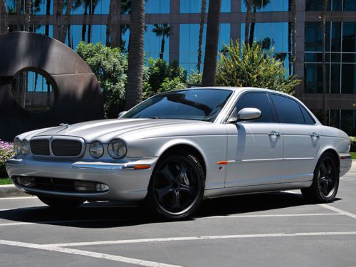 2004 jaguar xjr supercharged 4.2l sedan