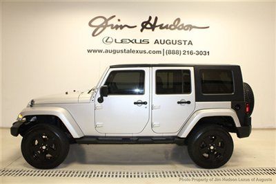 2009 jeep wrangler unlimited sahara with hard top, two owner clean carfax