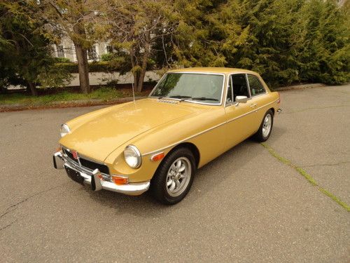 1974 mgb coupe, early model, chrome bumpers
