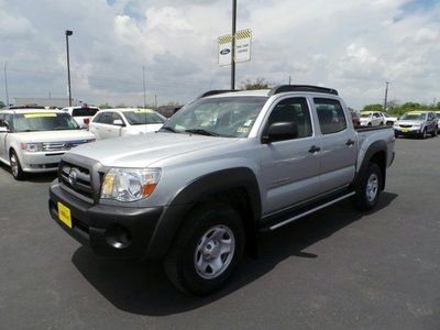 2010 toyota tacoma prerunner 4.0l rear wheel drive mp3 player with 30,504 miles