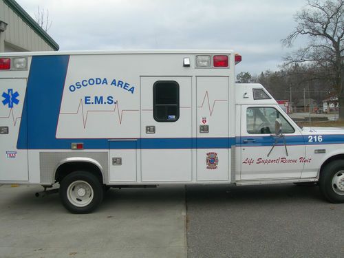 1991 ford ambulance