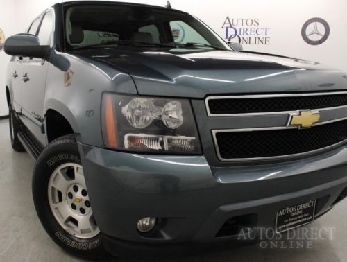 We finance 08 avalanche crew cab 3lt 4wd heated leather seats sunroof cd changer