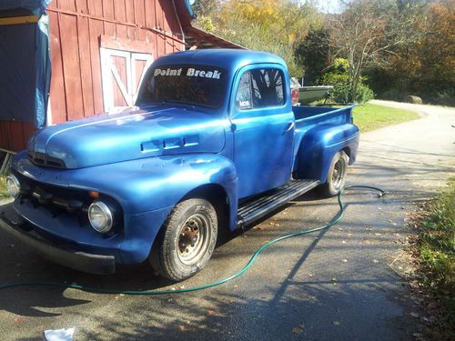 Beautiful 1952 ford f100 pickup biue withblue flames