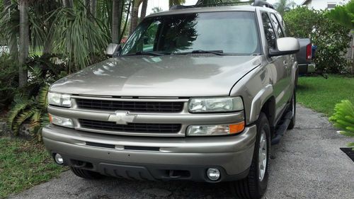 2003 chevrolet tahoe z71  4wd    4x4     one owner - adult mom driven