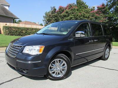 08 town &amp; country limited navigation 3rd row dual tv/dvd screens leather