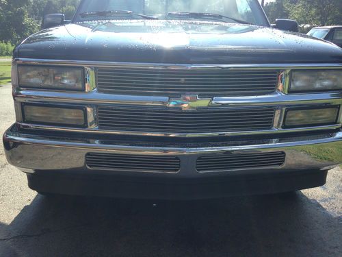 1988 chevrolet 3500 reg cab dually 454engine super nice old truck only 125k mile
