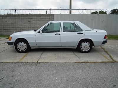 1992 mercedes-benz 190e 2.3l white gray leather moonroof cold a/c new tires!!!