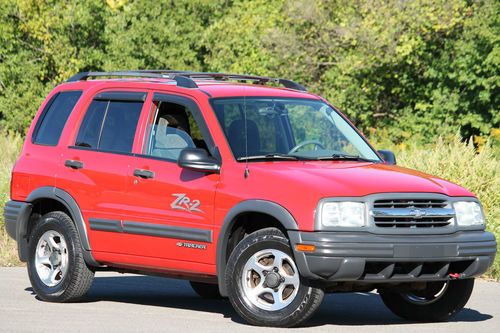 2003 chevy tracker zr2 4x4 v6 loaded clean carfax one owner only 60,828 miles!