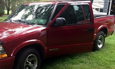 2000 chevrolet s10 extended cab no reseerve