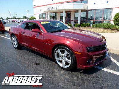 2ss auto coupe 6.2l, 8k miles! heated leather! sunroof! carfax 1 owner!