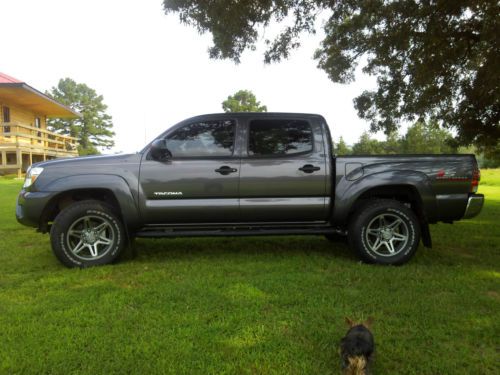 2013 tacoma 4x4 double cab tow package back up camera