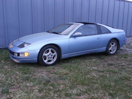 Nissan 300zx  need to sale t-tops *** auto trans.*** rare